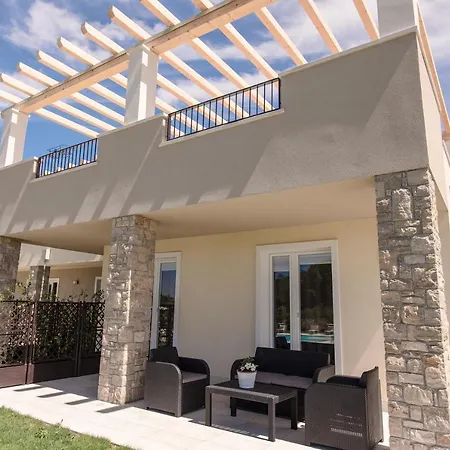 Bed and Breakfast Residenza Angelica Λατζίζε